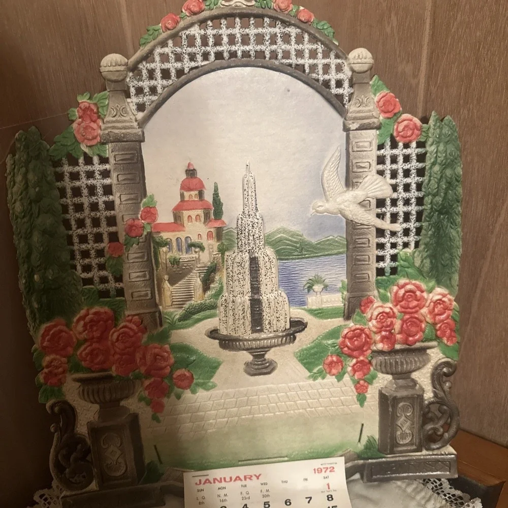 Vintage Die Cut, Pressed and Embossed Cardboard Calendar Holder 1972 W/ Calendar